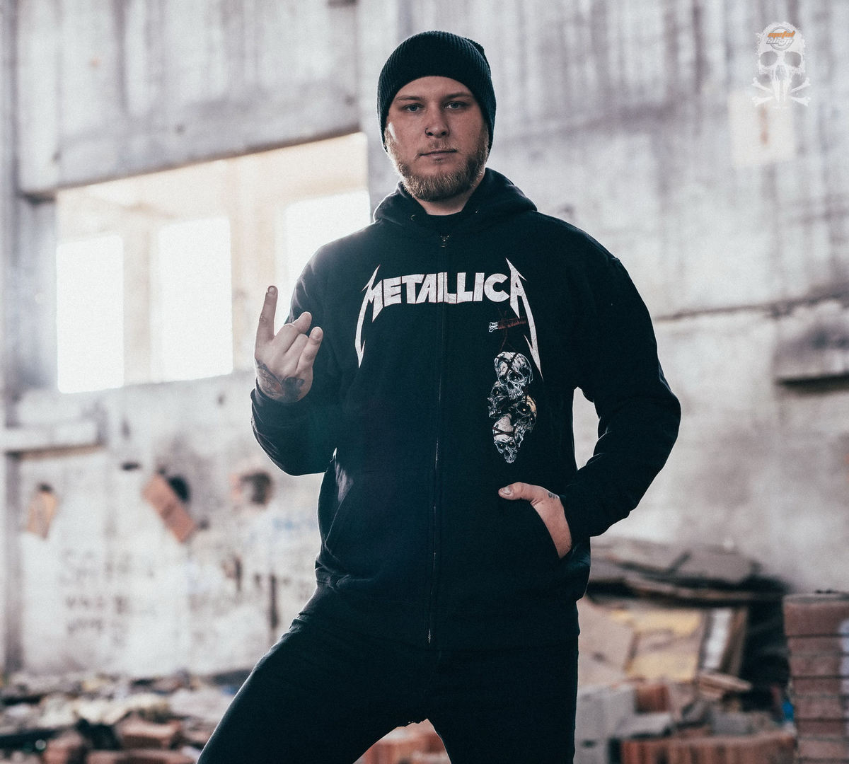 ネット販壳 METALLICA Death Magnetic ジップパーカー バックプリント 