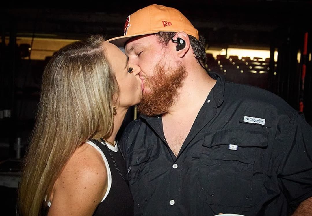 Who Is Luke Combs Married To
