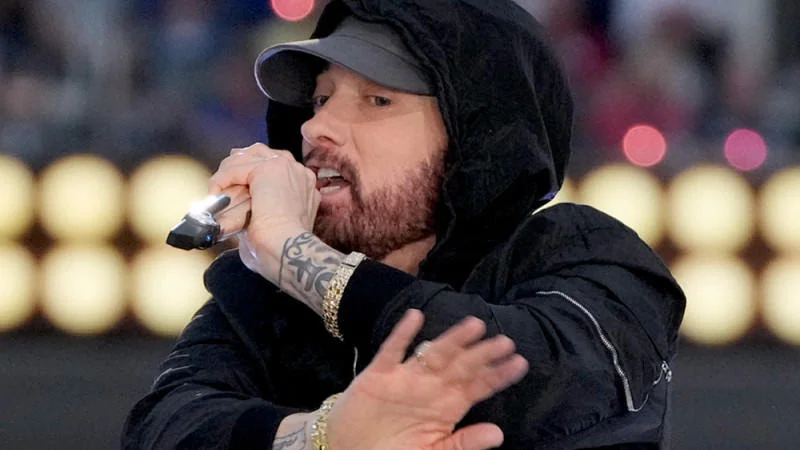 Can Eminem Sing?