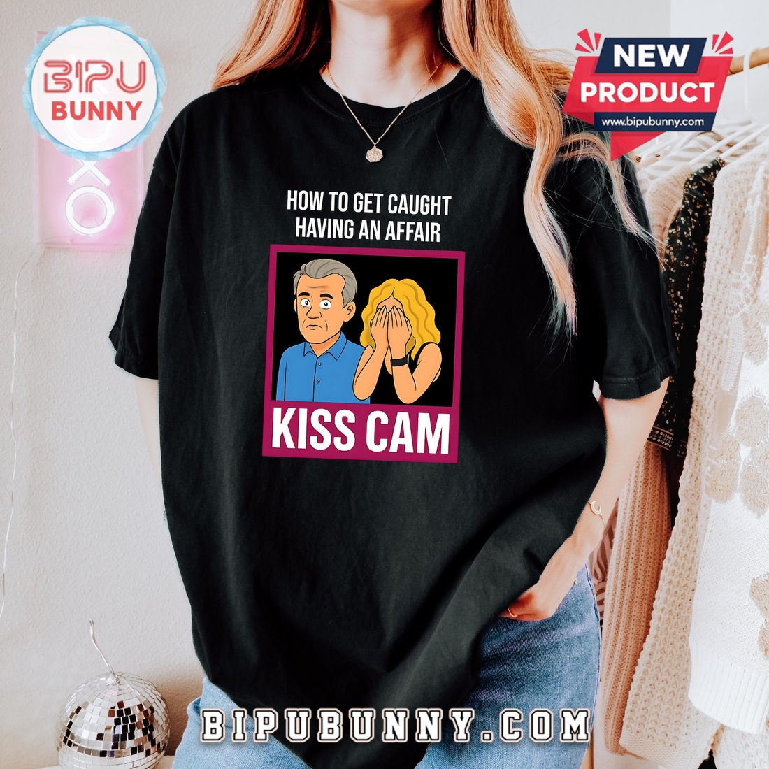 Coldplay’s Kiss Cam Caught Funny Music Tour Graphic Shirt Coldplay’s Kiss Cam Caught Funny Music Tour Graphic Shirt
