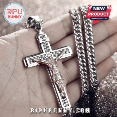 Vintage INRI Jesus Crucifix Pendant