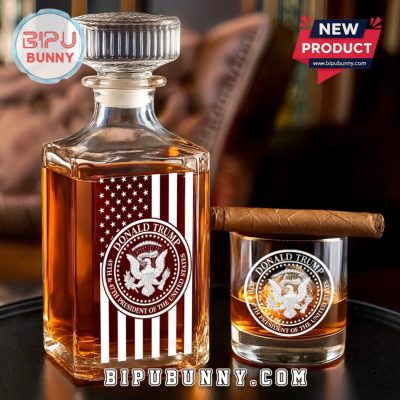 Donald Trump 45 – 47 President Of The US Whiskey Decanter Set Donald Trump 45 – 47 President Of The US Whiskey Decanter Set