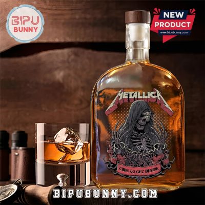 Metallica Band 25oz Whiskey Bottle Metallica Band 25oz Whiskey Bottle