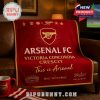 Arsenal FC red blanket featuring the club's crest and motto.!