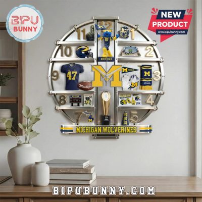Michigan Wolverines 3D Effect Home Decorative Wall Clock