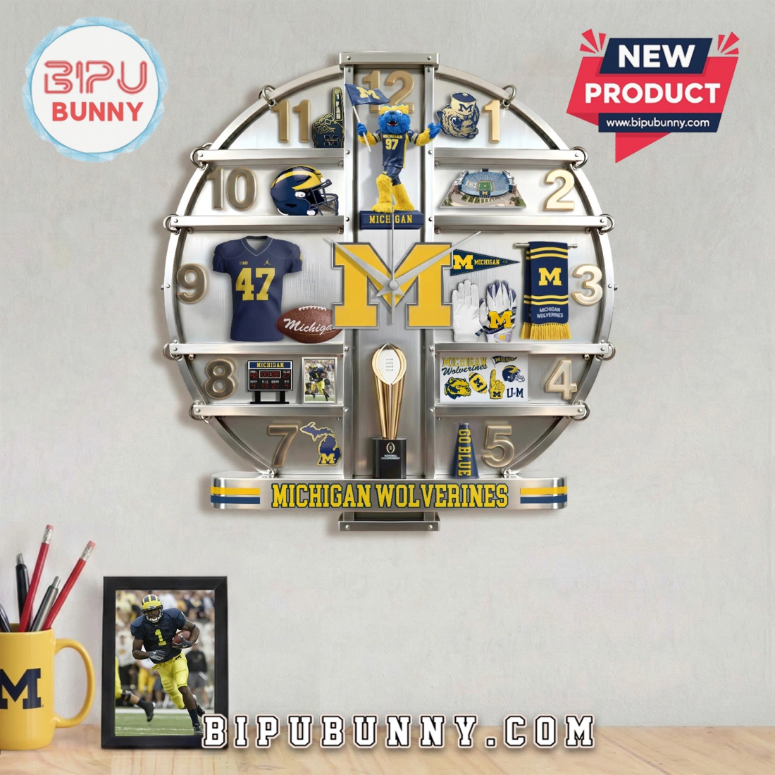 Michigan Wolverines 3D Effect Home Decorative Wall Clock Michigan Wolverines 3D Effect Home Decorative Wall Clock