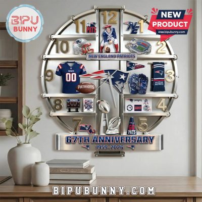 New England Patriots 67th Anniversary 3D Effect Wall Decor Clock