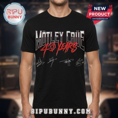 Mötley Crüe 40 Years Carnival of Sins Tour Premium Graphic T-Shirt