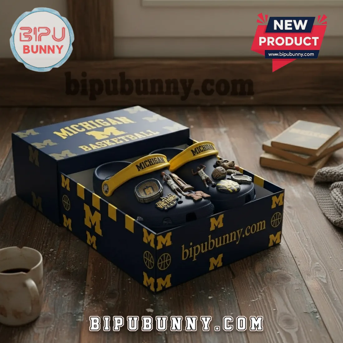 Michigan Basketball Premium Fan Clogs with 3D Team Jibbitz Charms