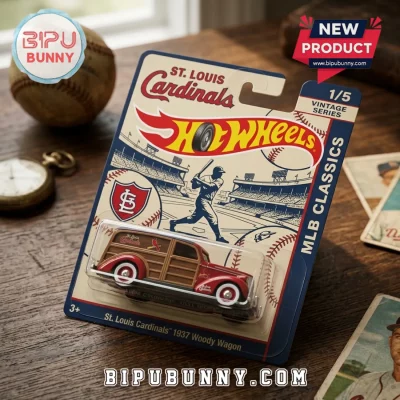 Hot Wheels St. Louis Cardinals 1937 Woody Wagon Diecast Car