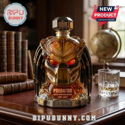 Predator 40th Anniversary 1987-2027 Bio-Mask Helmet Glass Whiskey Decanter