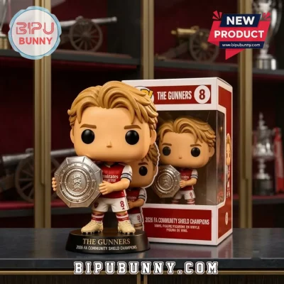 Arsenal FC 2026 FA Community Shield Champions Vinyl Figure