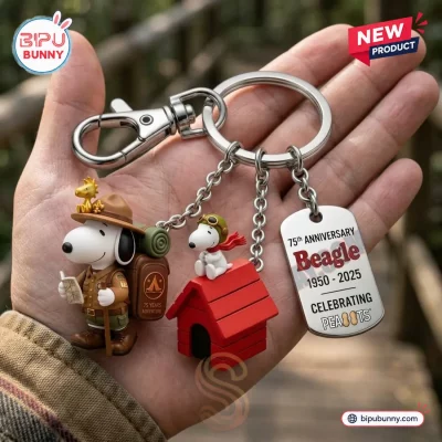Snoopy Red Doghouse Beagle 75th Anniversary Keychain