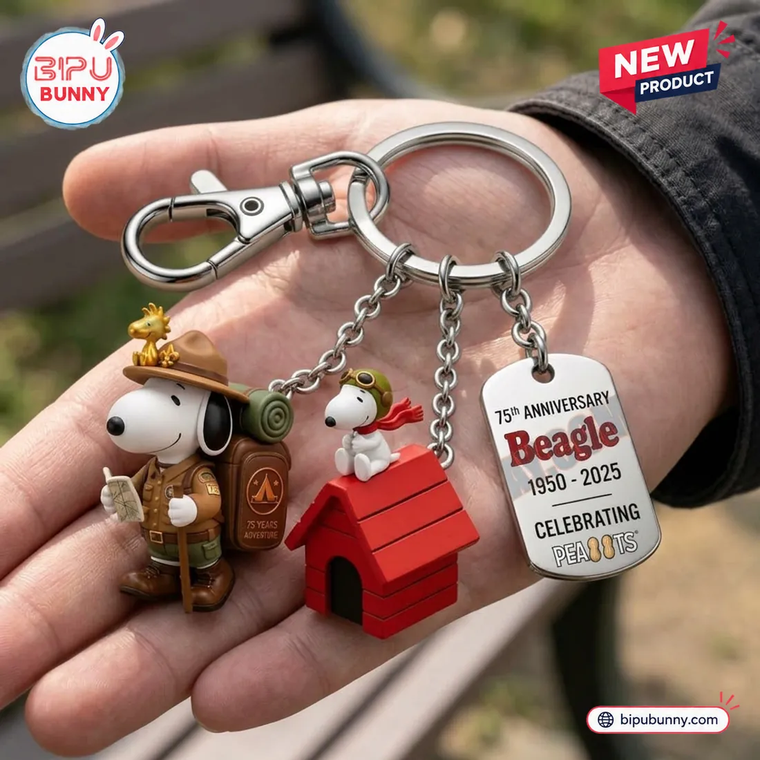Snoopy Red Doghouse Beagle 75th Anniversary Keychain Snoopy Red Doghouse Beagle 75th Anniversary Keychain