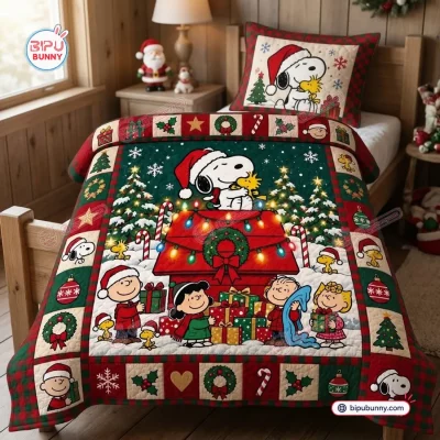 Peanuts Snoopy Christmas Quilt Bedding Set